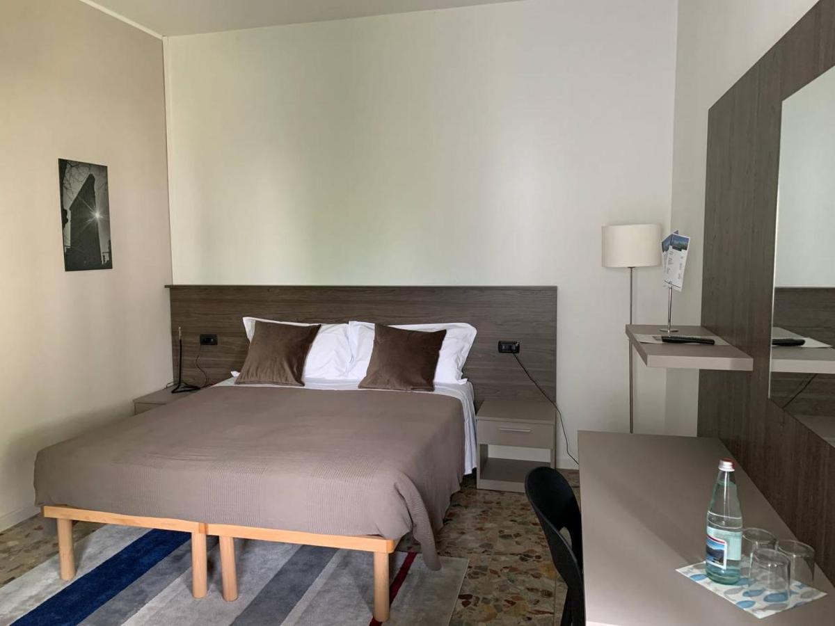 Hotel Loveno Менаджо Экстерьер фото