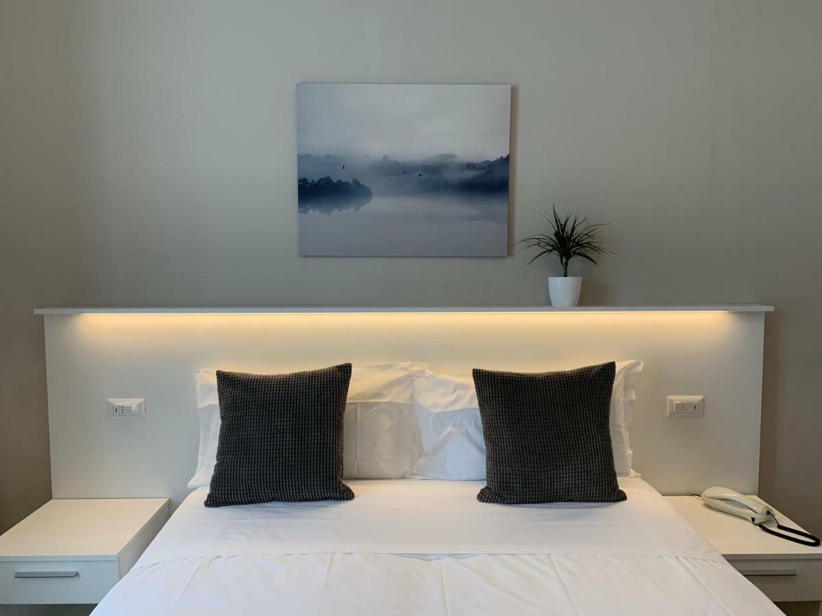 Hotel Loveno Менаджо Экстерьер фото